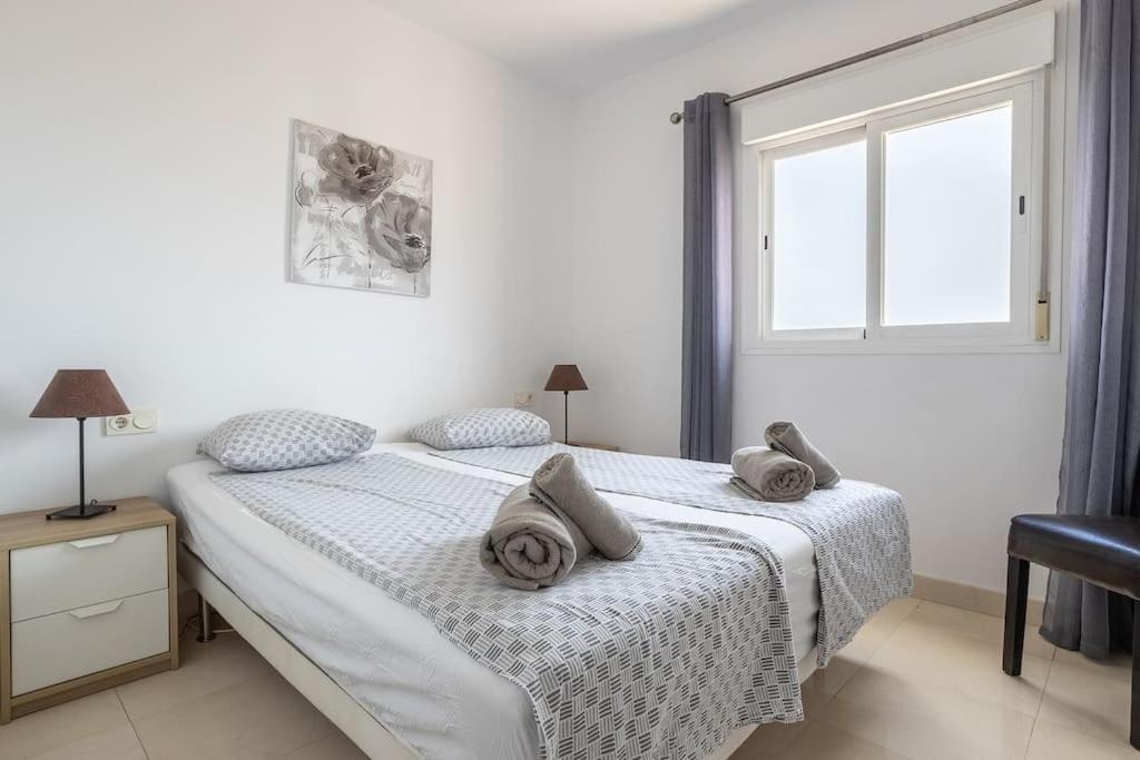 Penthouse With Jacuzzi And Spectacular Sea Views Apartment Nerja Ngoại thất bức ảnh